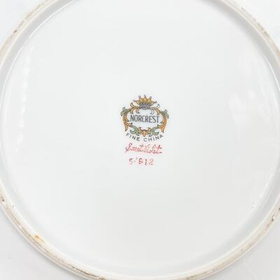 NORCREST CHINA â€œSWEET VIOLETSâ€ 7â€ SQUARE PLATE