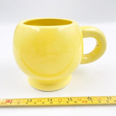 YELLOW SMILEY FACE MUG