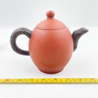 BLOSSOM YIXING TEAPOT & TEACUPS