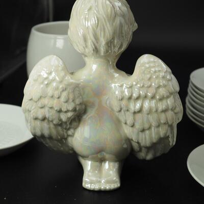 Lot 116 Milk Glass and collectibles