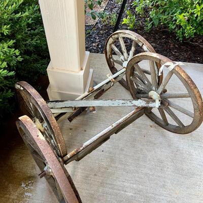 Vintage wagon wheel frame