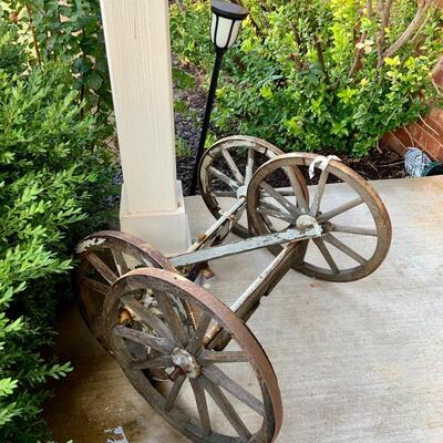 Vintage wagon wheel frame
