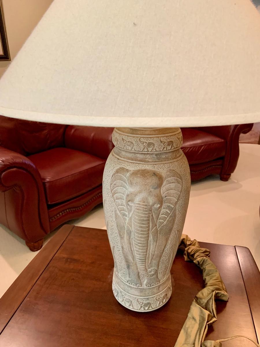 Vintage elephant table lamp