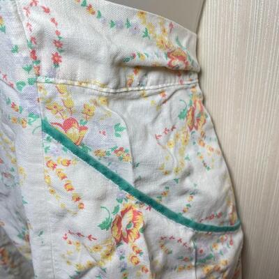 VINTAGE COLORFUL FLORAL APRON