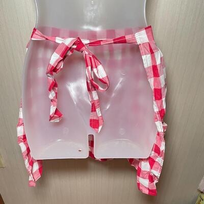VINTAGE RED GINGHAM APRON W/ POCKETS