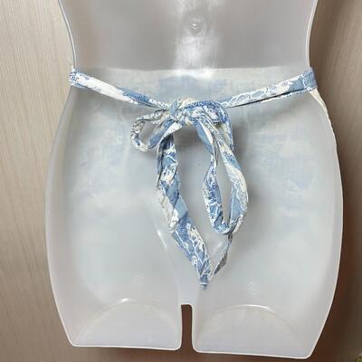 VINTAGE CHILD/MINI BLUE TOILE APRON