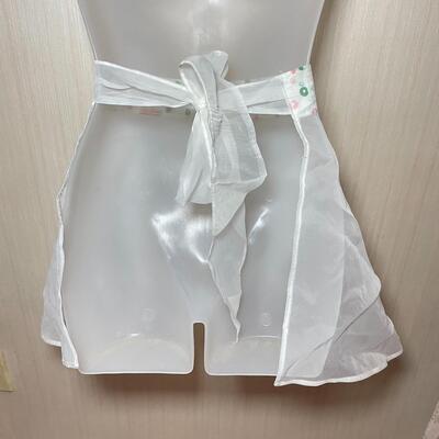 VINTAGE SHEER WHITE APRON W/ HEART POCKET