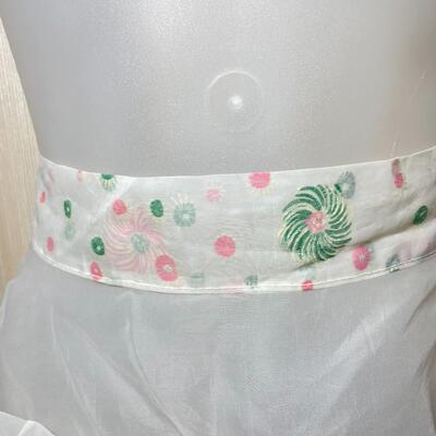 VINTAGE SHEER WHITE APRON W/ HEART POCKET