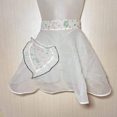 VINTAGE SHEER WHITE APRON W/ HEART POCKET
