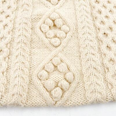 18â€ X 22â€ KNITTED CREAM PILLOW COVER