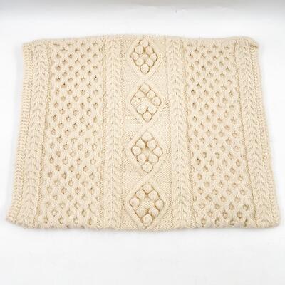 18â€ X 22â€ KNITTED CREAM PILLOW COVER