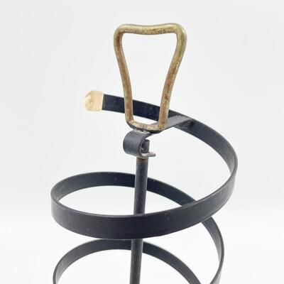 VINTAGE 9â€ SPIRAL METAL EARRING HOLDER