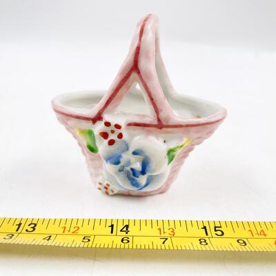 VINTAGE OCCUPIED JAPAN 3â€ CERAMIC BASKET