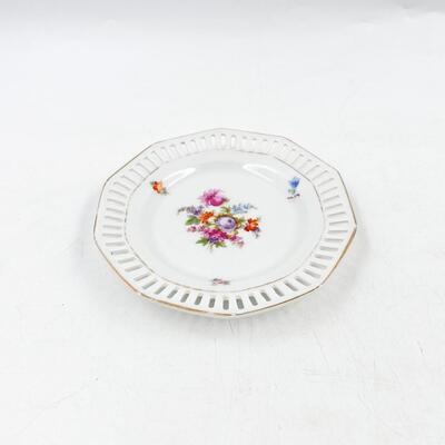 VINTAGE SCHUMANN CHINA 5â€ RETICULATED FLORAL PLATE