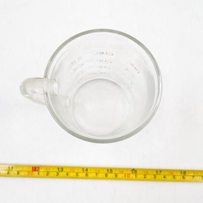 GLASS MEASURING CUP/MUG
