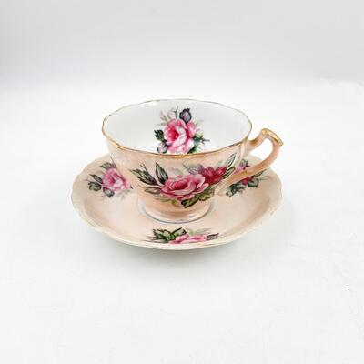 VINTAGE NAPCO CHINA HAND-PAINTED TEACUP & SAUCER