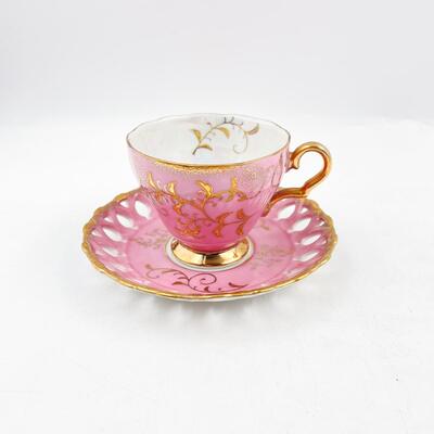 VINTAGE ROYAL SEALY CHINA PINK TEACUP & SAUCER