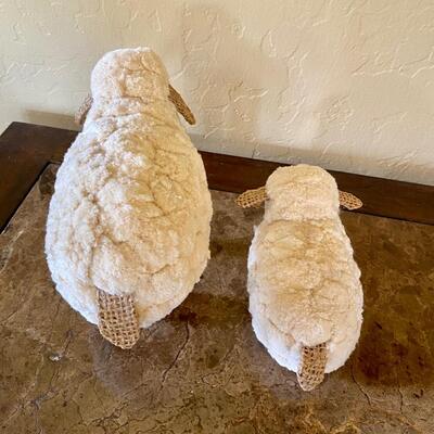Set Adorable Soft Sheep with Burlap Ears and Tails