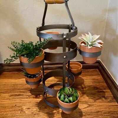 Metal Planter Stand with Handle and 6 Pots