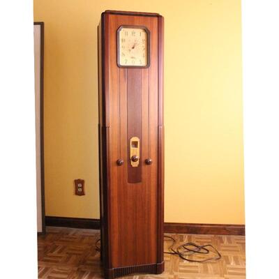 Antique Westinghouse Columnaire by RCA Victor Co. Art Deco WR15 Grandfather Clock Radio