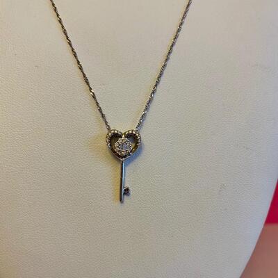 Heart and Key Pendant Necklace