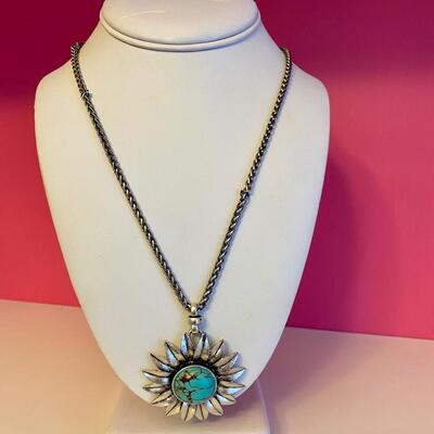 Lucky Brand Silver Tone Turquoise Sunflower Pendant Necklace