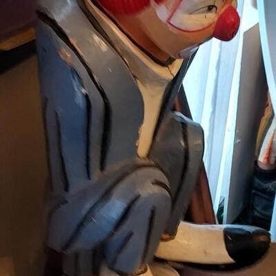 Clown figure