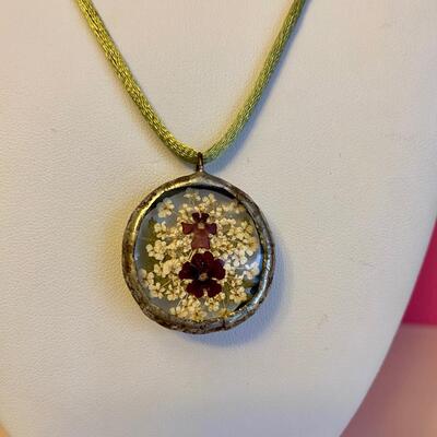 Glass Flower Pendant Adjustable Necklace