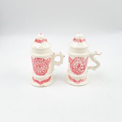 VINTAGE 3â€ GERMAN BEER STEIN SALT & PEPPER SHAKERS