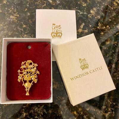 Royal Collections Windsor Castle Pin
