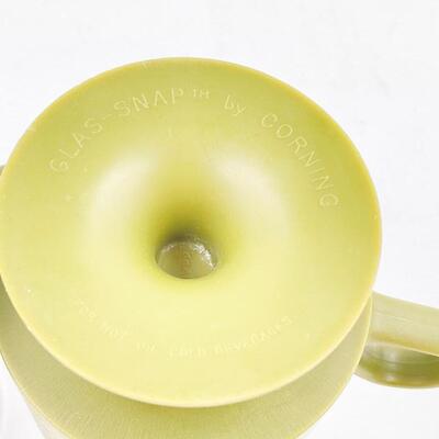 VINTAGE AVOCADO GREEN GLAS-SNAP BY CORNING DRINKING GLASSES