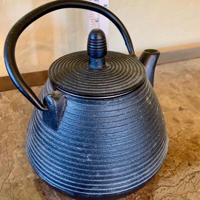 Cast iron tea pot