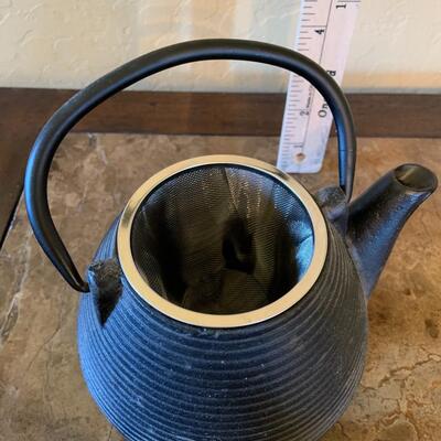 Cast iron tea pot