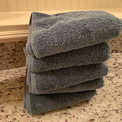 Set of hand towels
