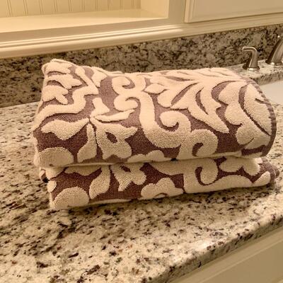 Pair of bath towels