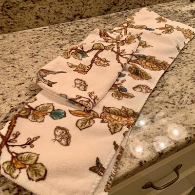 Hand towel and wash rag