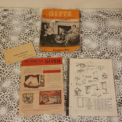 Lot 7: Vintage GIFTS (ideas) Magazine, Birdhouse Ideals and Vintage Advertising GIVEN