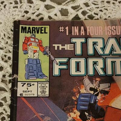 Lot 10: Vintage 1984 Marvel TRANSFORMERS Vol. 1 No. 1 Limited Series Comic Book