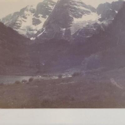 Lot 36: Vintage Print in Frosted Glass Frame