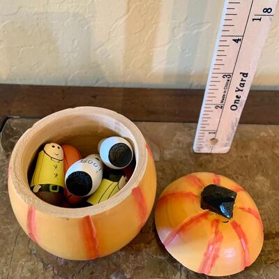 Halloween/pumpkin nesting set