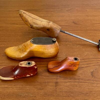 Lot 32 - Antique Wooden Shoe Forms