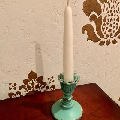 Candle holder with candle stick