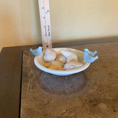 Bird soap dish with seashell soaps