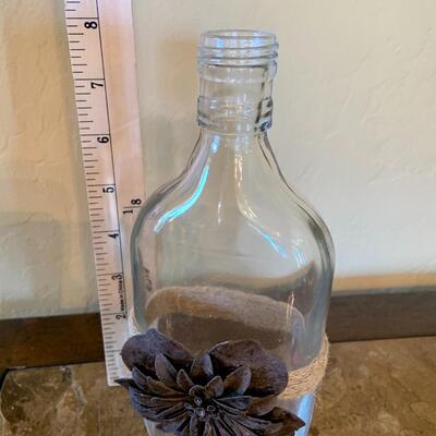 Decorative glass jar