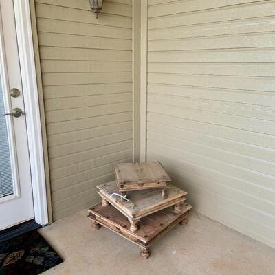 Vintage tabletop risers