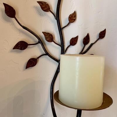 Wall candle holder
