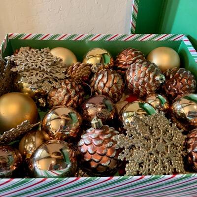 Assorted ornaments with box