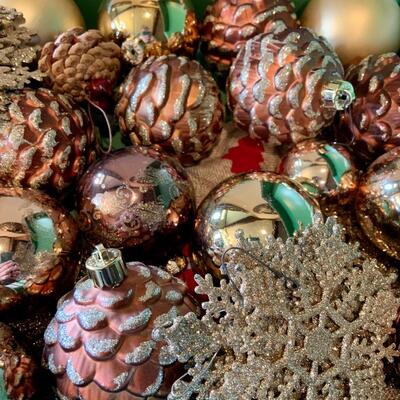 Assorted ornaments with box