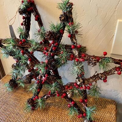 Hanging Grapevine Stars