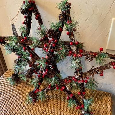 Hanging Grapevine Stars